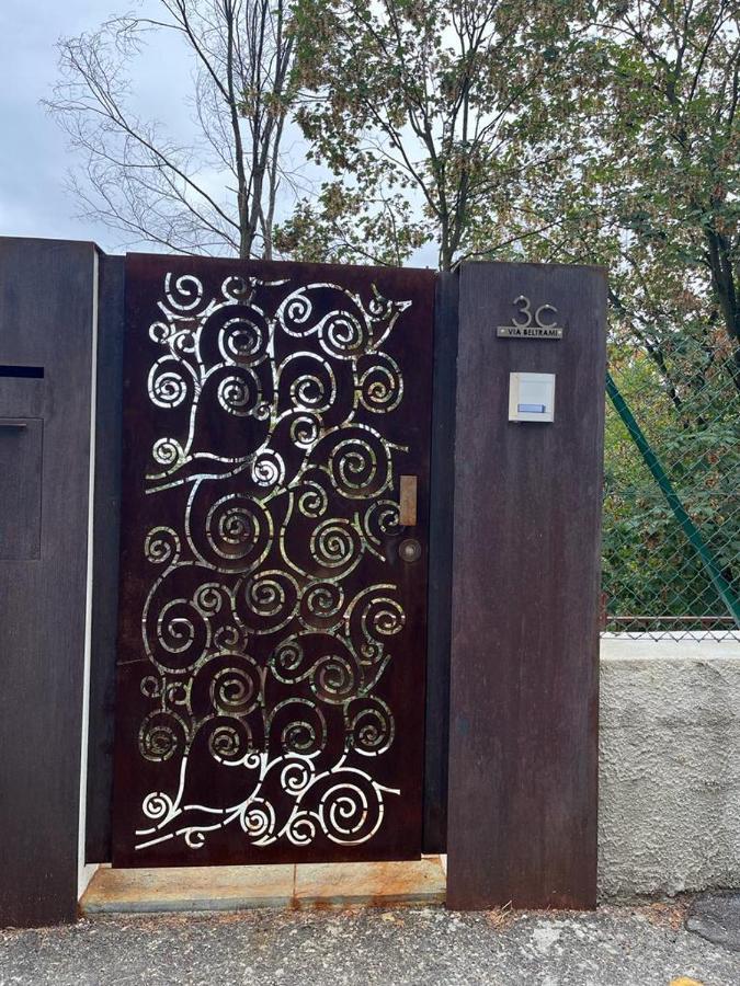 Appartamento Verde Rame In Citta' Alta Con Garage Charme E Relax Bergamo Esterno foto